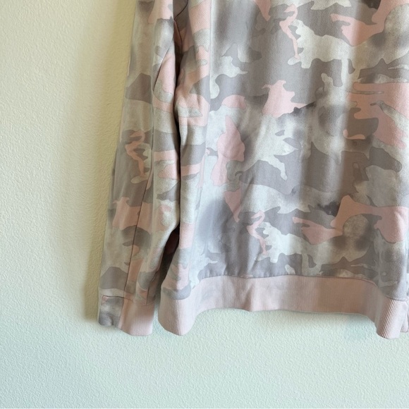 Adidas originals Camo pink Sweater Small - Picture 6 of 11